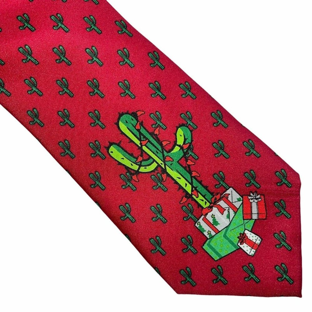 317 Saguaro Cactus St Nick Pointed Classic Necktie - Picture 2 of 11
